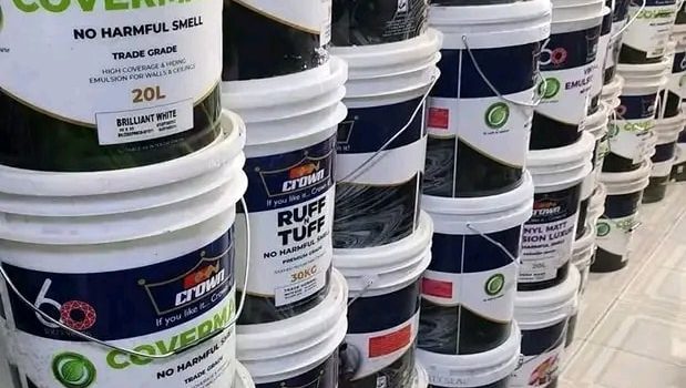Price of a 20 Litres Bucket of Paint in Kenya (2026 Guide) – Latest Paint Prices, Coverage, Cost per m² & Buying Tips 20 litres paint price in Kenya 2026 guide showing paint buckets, wall painting coverage and cost comparison in Nairobi Kenya